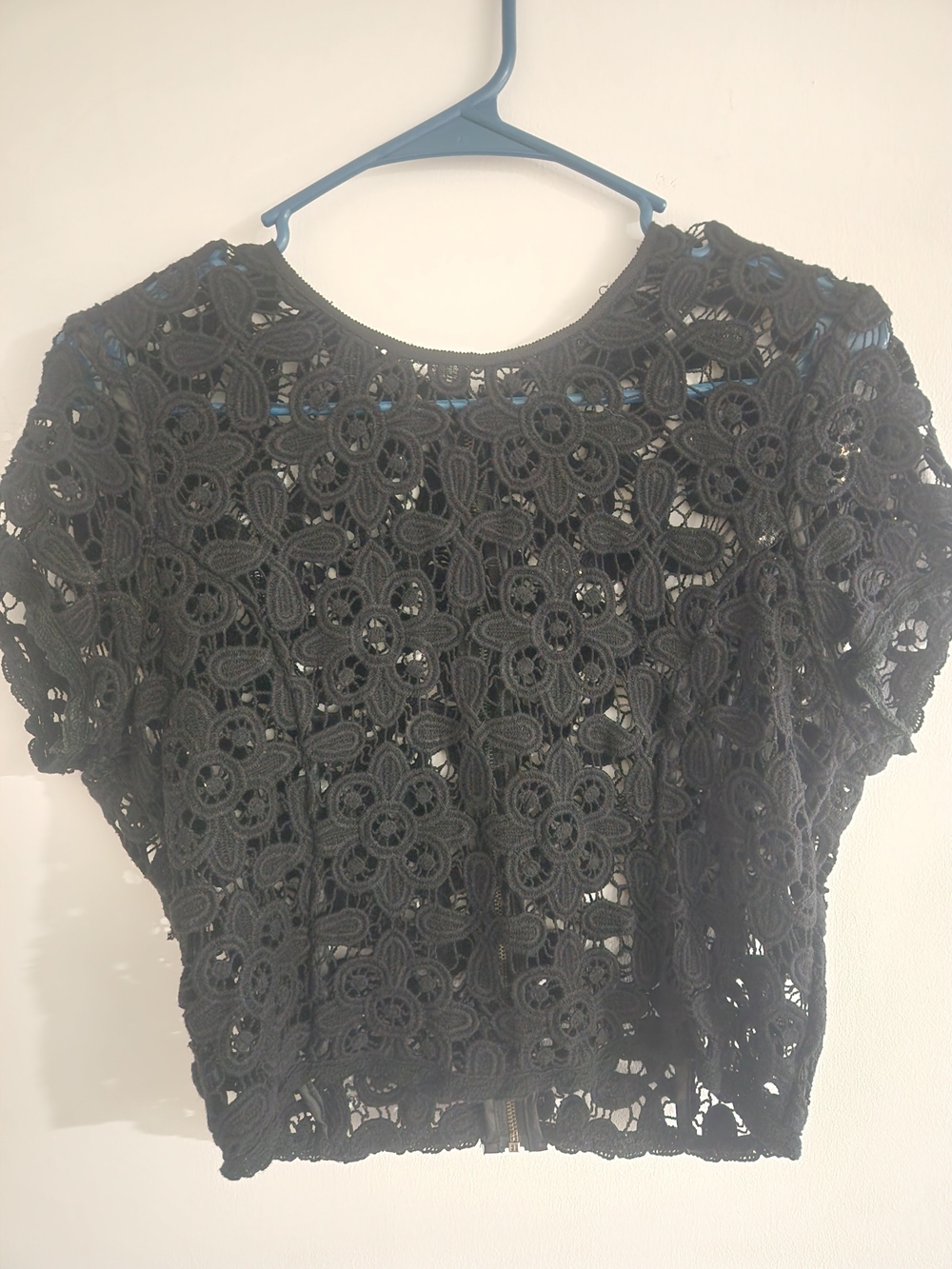 Black Floral Crochet Crop Top